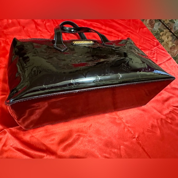 WOW POSHMARK - Louis Vuitton Beautiful Black Vernis Wilshire Shoulder Bag - Picture 8 of 16